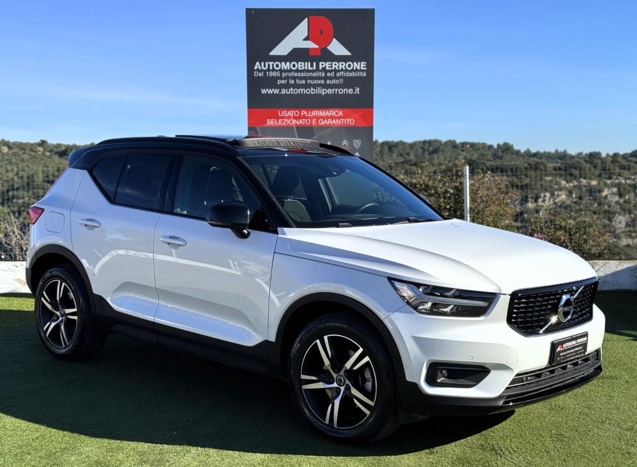 VOLVO XC40 D3 AWD Geartronic R-design (Tetto/Retro/APP/Led) - 3