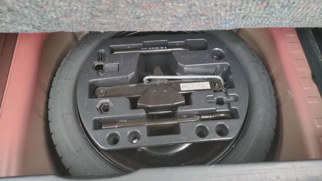 RENAULT Captur dCi 8V 90 CV EDC Start&Stop Energy Zen - 17