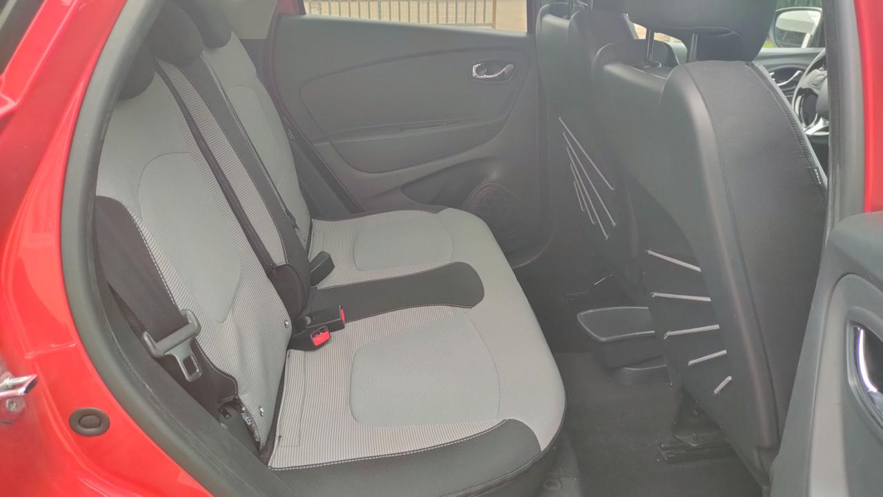 RENAULT Captur dCi 8V 90 CV EDC Start&Stop Energy Zen - 18