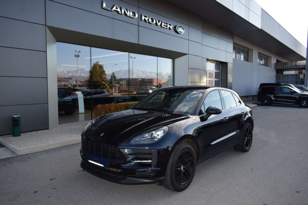 PORSCHE Macan 2.0 - 22