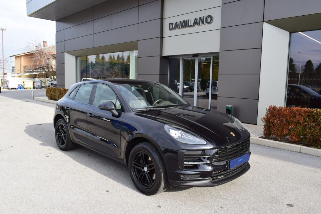 PORSCHE Macan 2.0 - 3