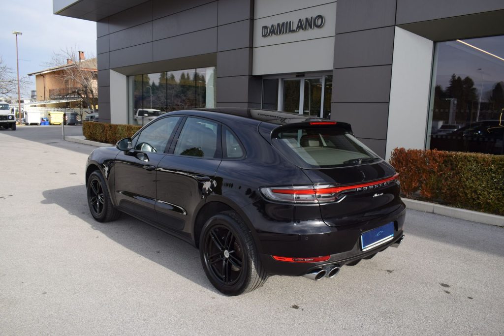 PORSCHE Macan 2.0 - 6