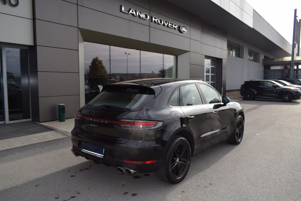 PORSCHE Macan 2.0 - 31