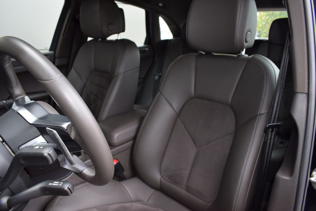 PORSCHE Macan 2.0 - 14