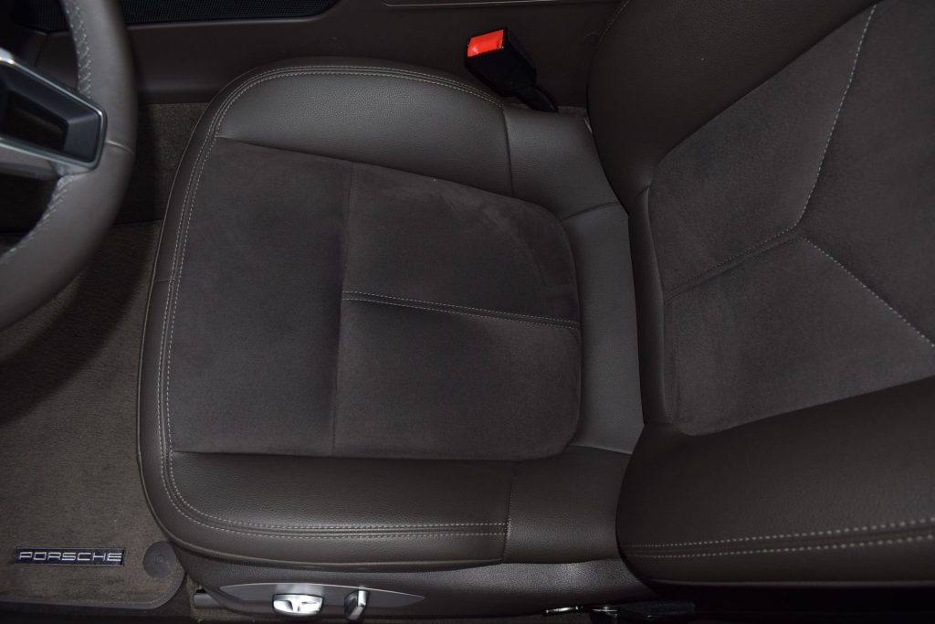 PORSCHE Macan 2.0 - 16