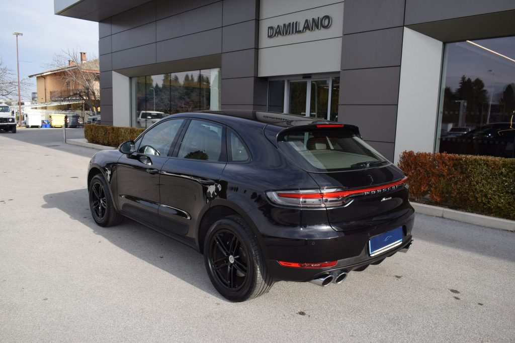PORSCHE Macan 2.0 - 6