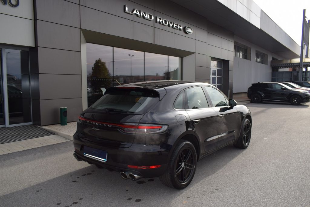 PORSCHE Macan 2.0 - 31