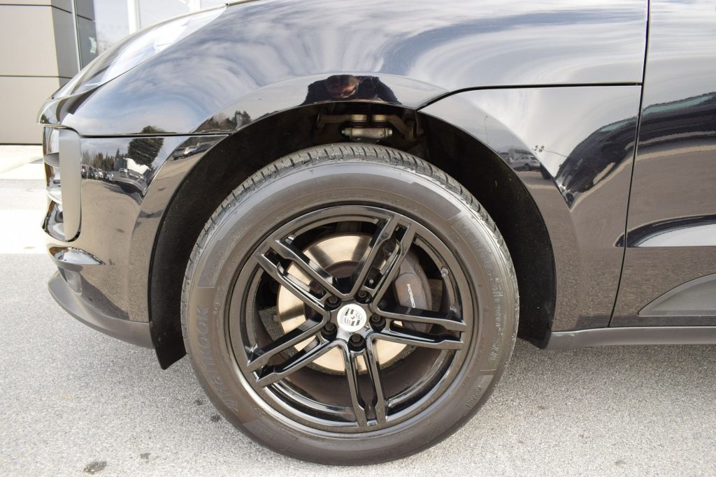 PORSCHE Macan 2.0 - 32