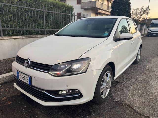 VOLKSWAGEN Polo Bianco pastello