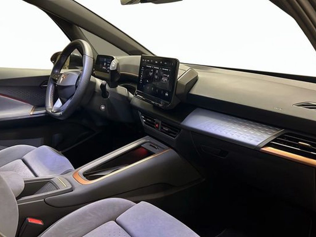 CUPRA Born 58kwh - 7