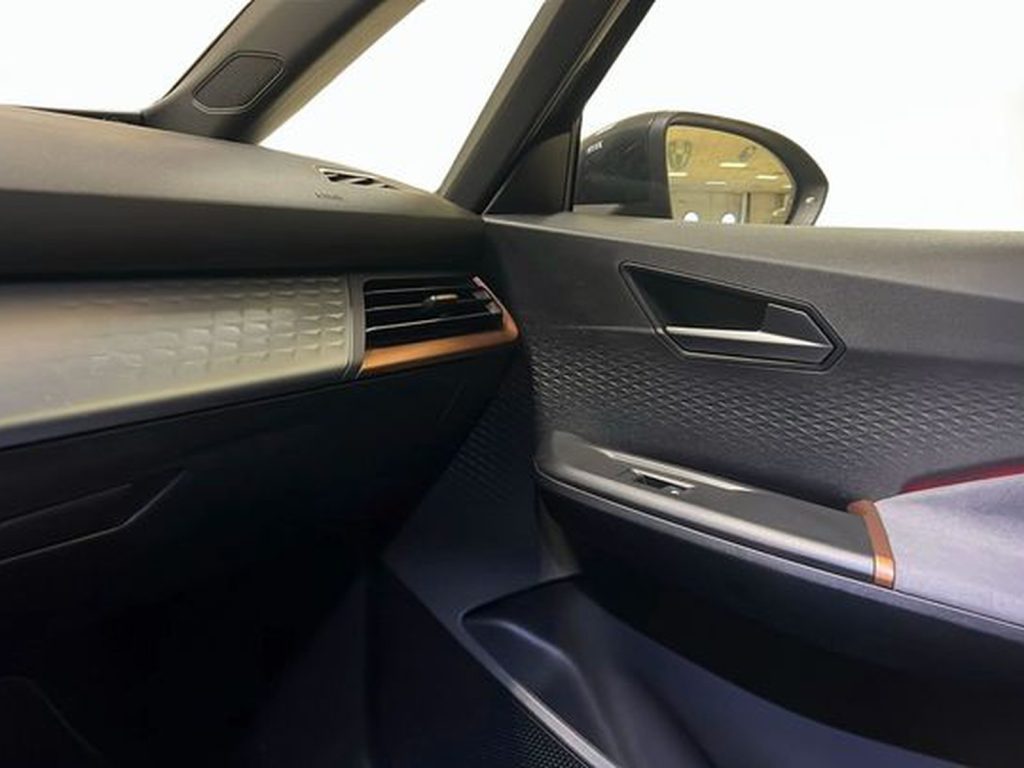 CUPRA Born 58kwh - 18