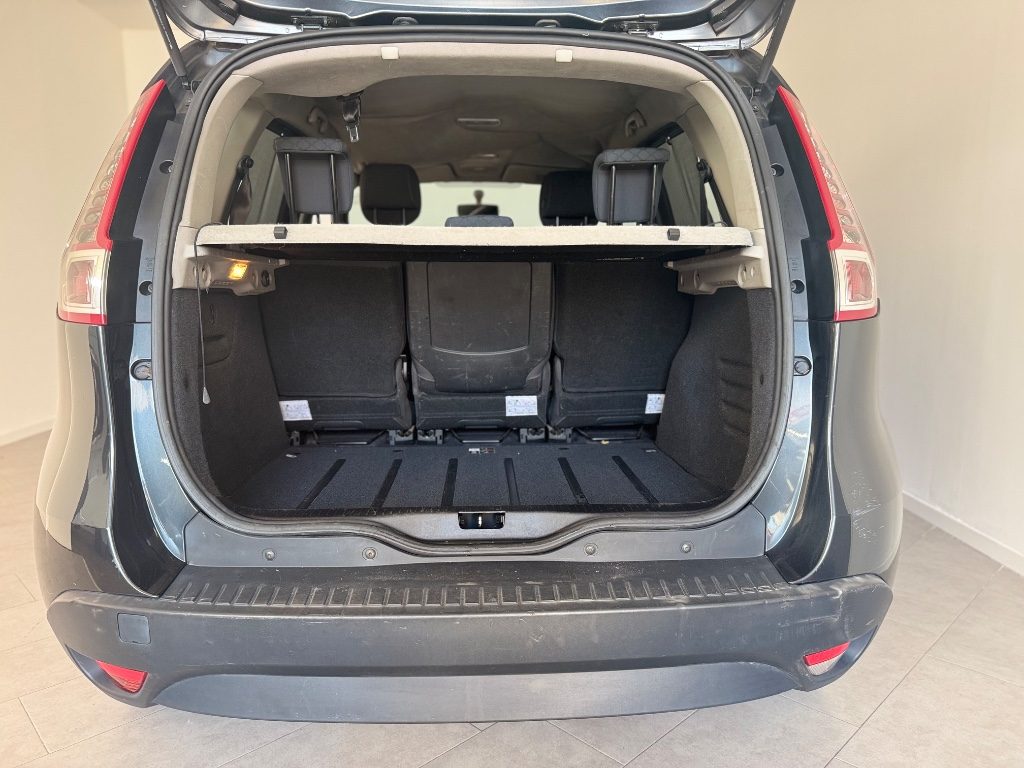 RENAULT Scenic X-Mod 1.5 dCi 105CV Confort - 13