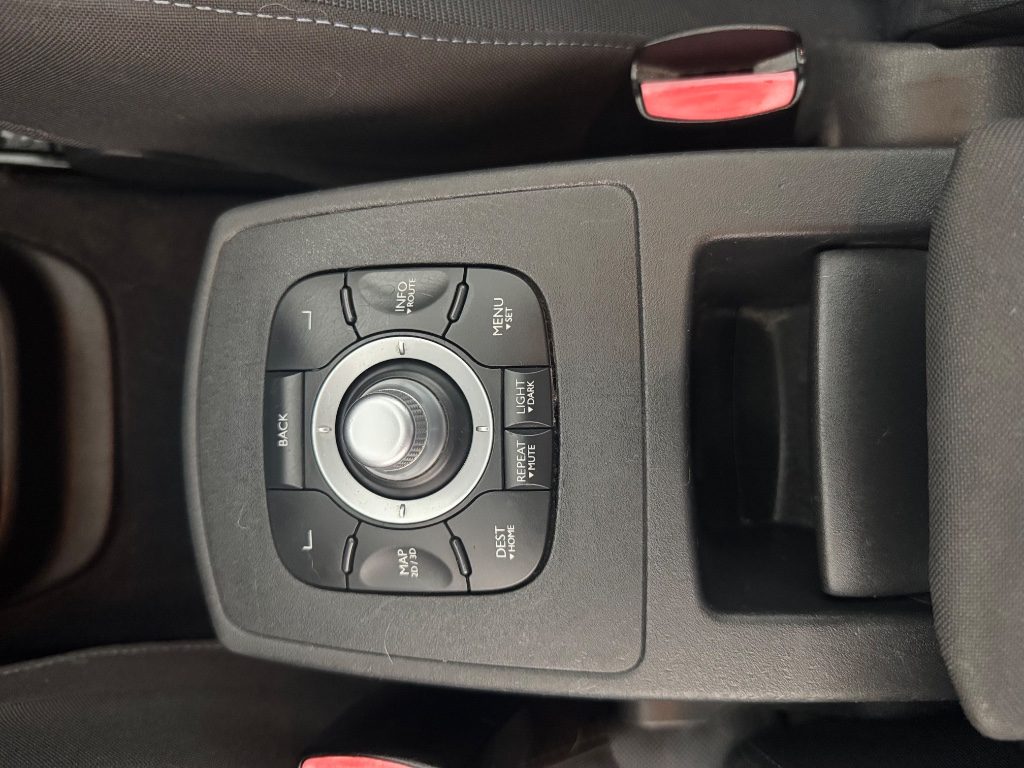 RENAULT Scenic X-Mod 1.5 dCi 105CV Confort - 16