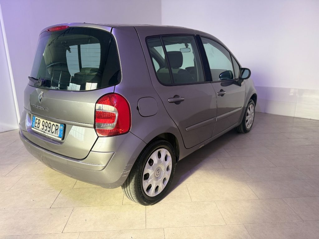 RENAULT Grand Modus 1.2 16V GPL Dynamique - 11