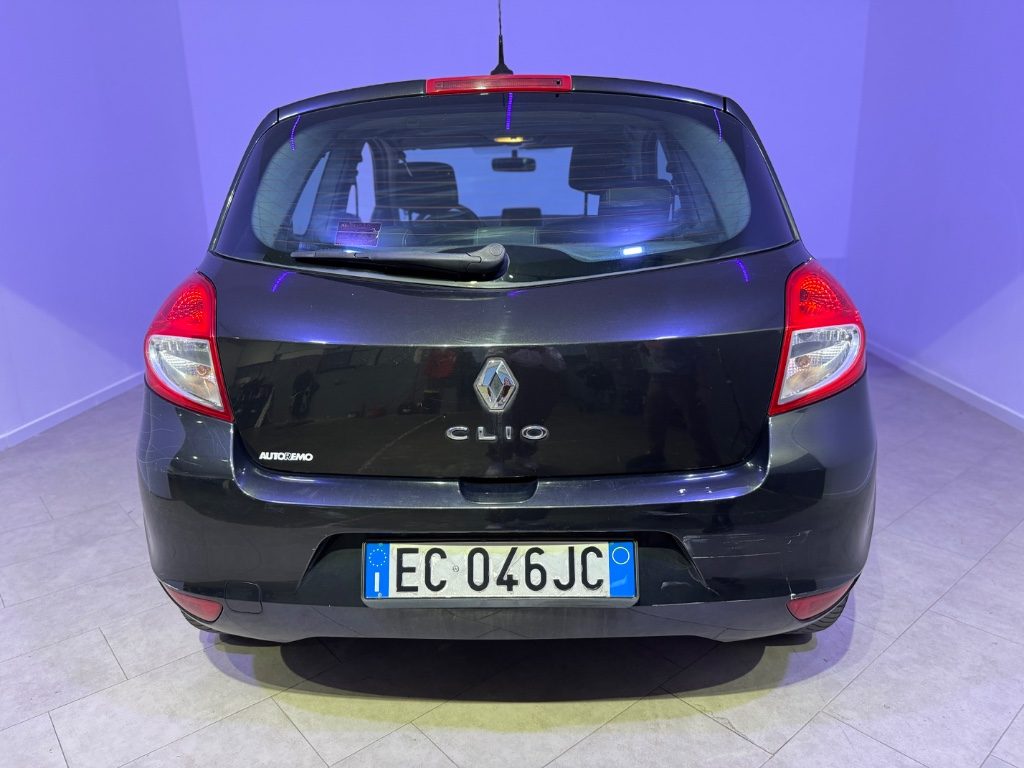 RENAULT Clio 1.2 16V TCE 100CV 3 porte Luxe - 4