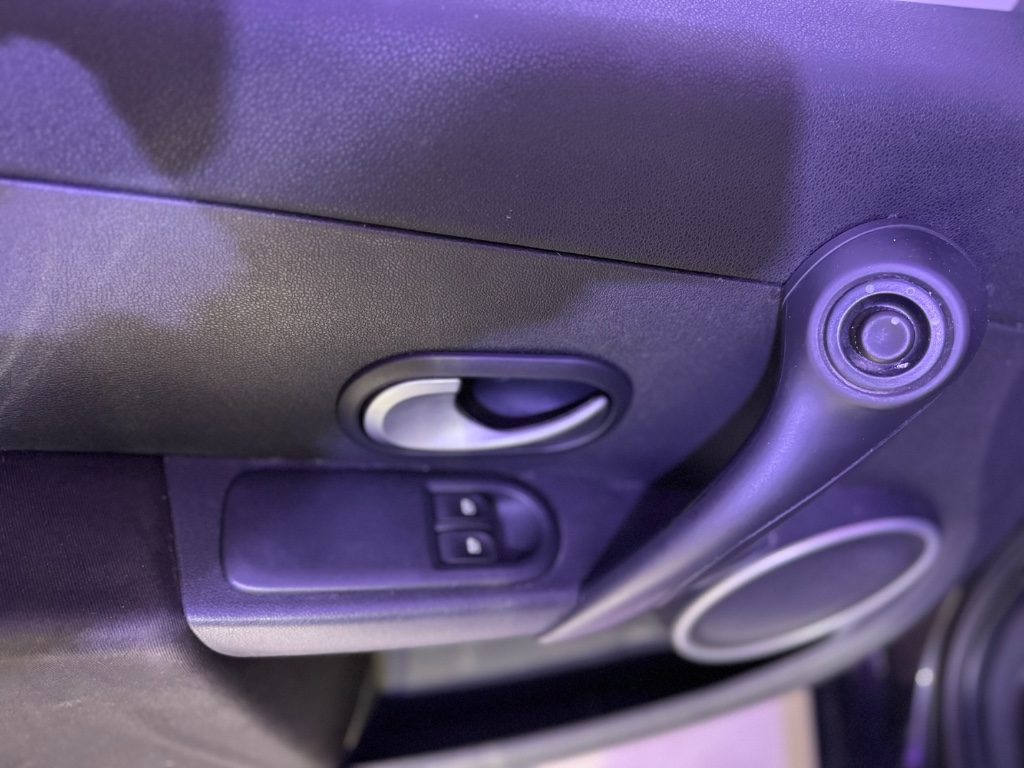 RENAULT Clio 1.2 16V TCE 100CV 3 porte Luxe - 9