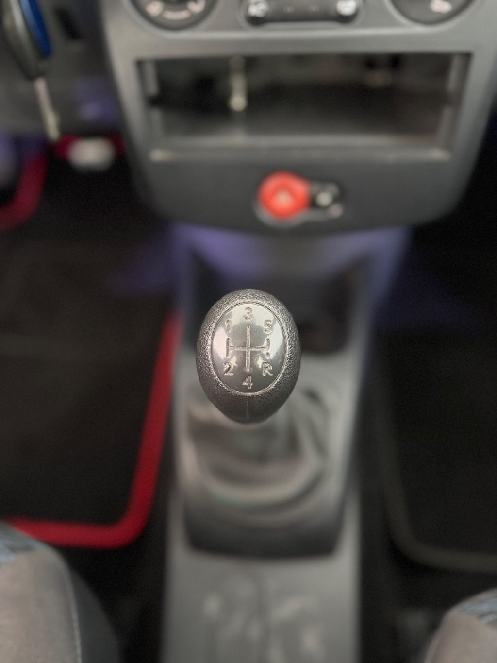 RENAULT Clio 1.2. 16V 5 porte Luxe - 13