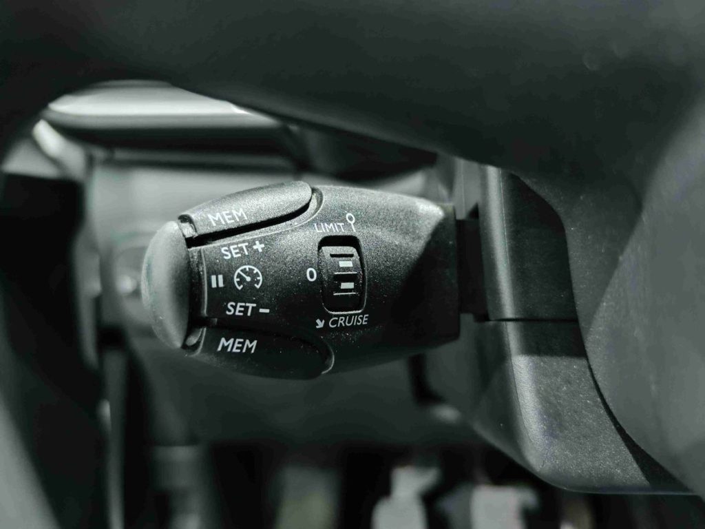 CITROEN C3 BlueHDi 100 S&S Feel - 19