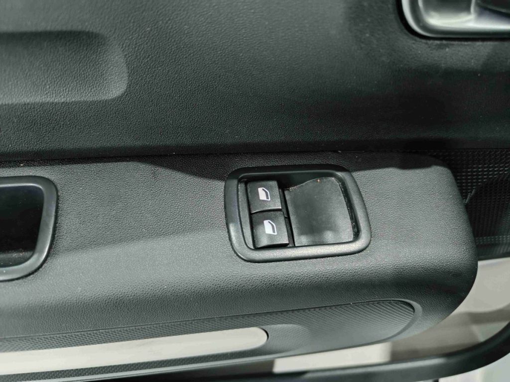 CITROEN C3 BlueHDi 100 S&S Feel - 20