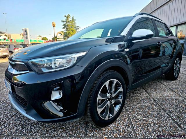 KIA Stonic Nero metallizzato
