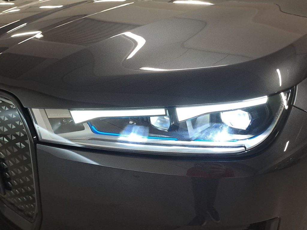 BMW iX xDrive 40 - 6