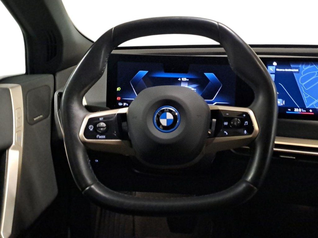 BMW iX xDrive 40 - 10