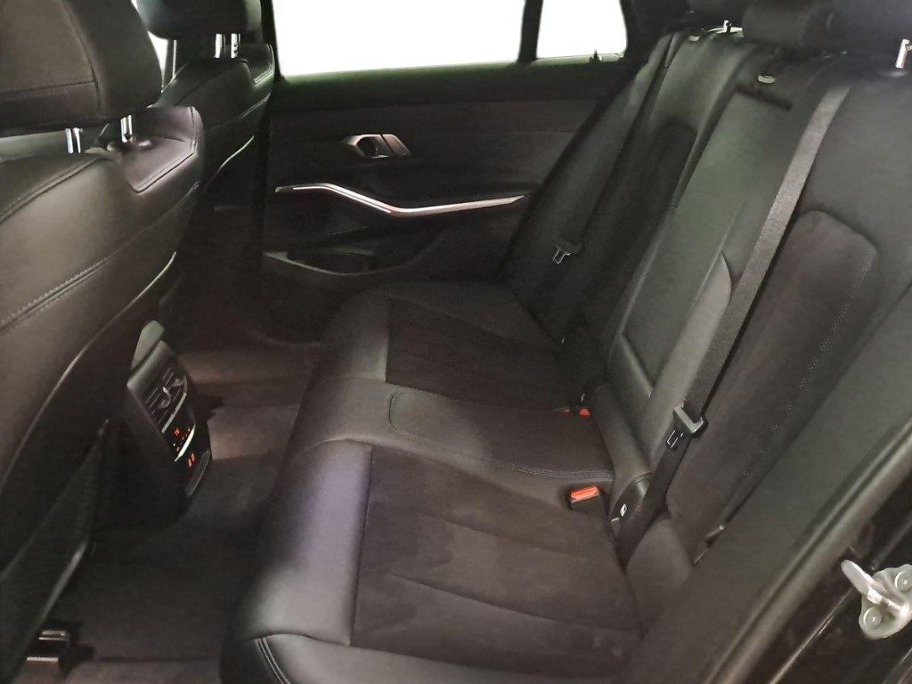 BMW 320 d 48V Touring Msport Aut. - 10