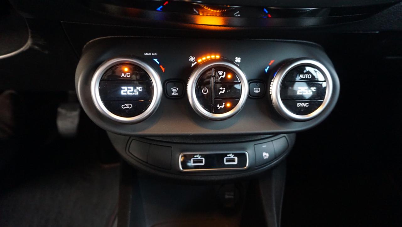 FIAT 500X 1.0 T3 120 CV Sport - 28