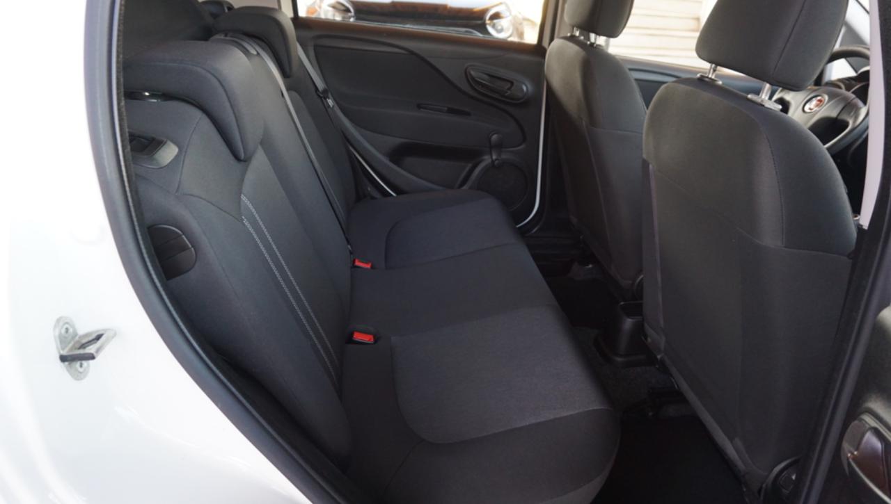 FIAT Punto 1.2 8V 5 porte Young - 22