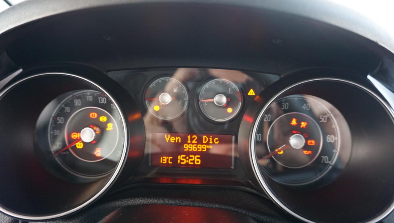 FIAT Punto 1.2 8V 5 porte Young - 15