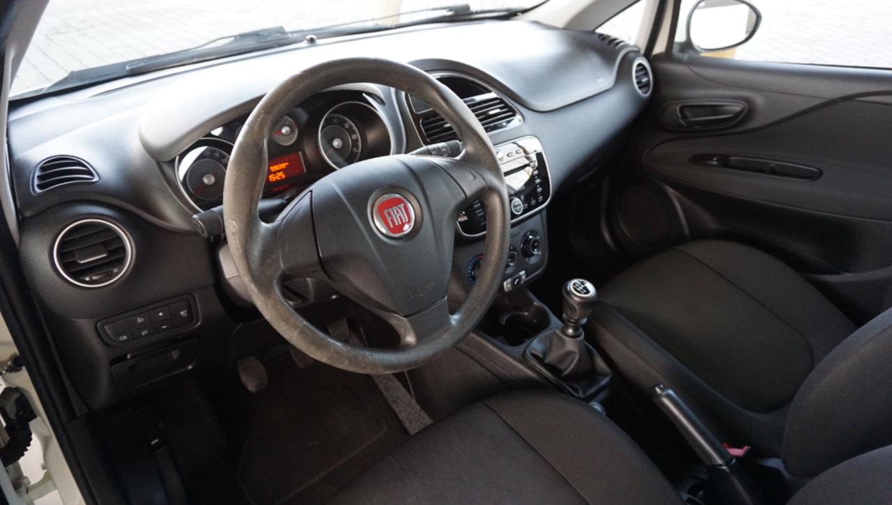 FIAT Punto 1.2 8V 5 porte Young - 10