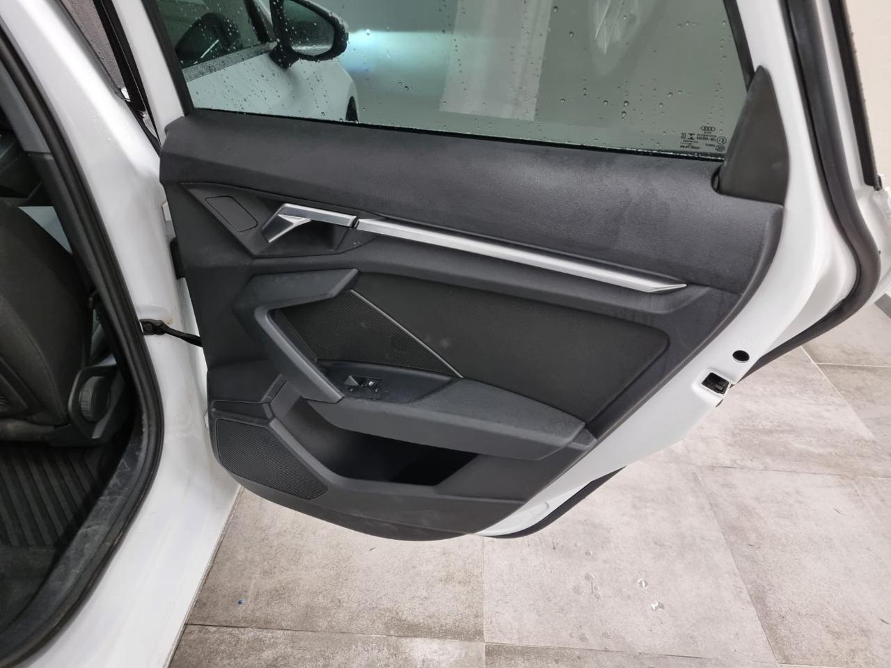 AUDI A3 SPB 40 TFSI e S tronic Business Advanced - 23