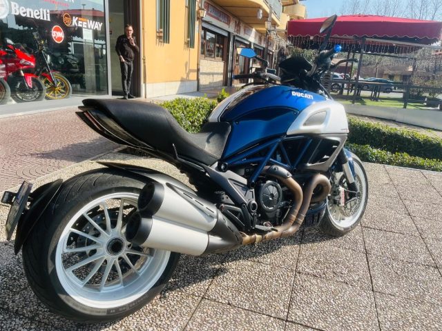 DUCATI Diavel Antracite pastello