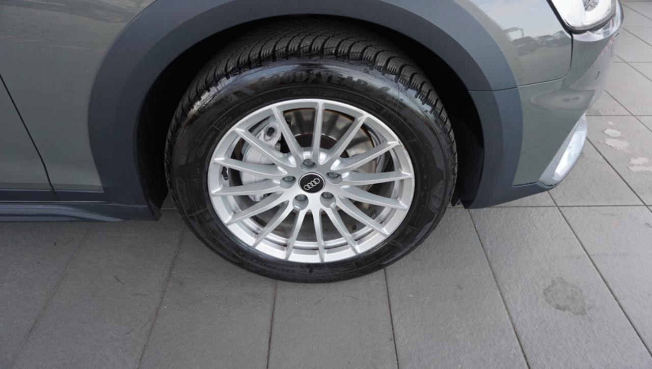 AUDI A4 allroad 40 TDI 204 CV S tronic Business Evolution - 11