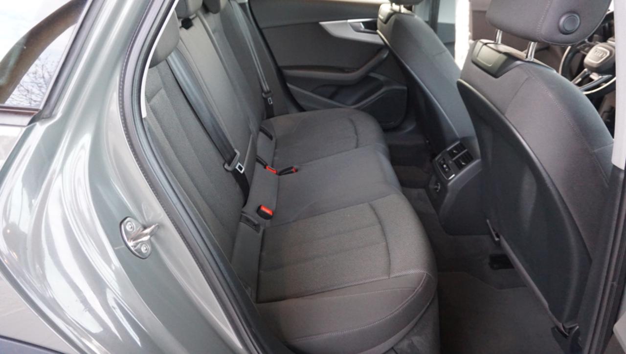 AUDI A4 allroad 40 TDI 204 CV S tronic Business Evolution - 33