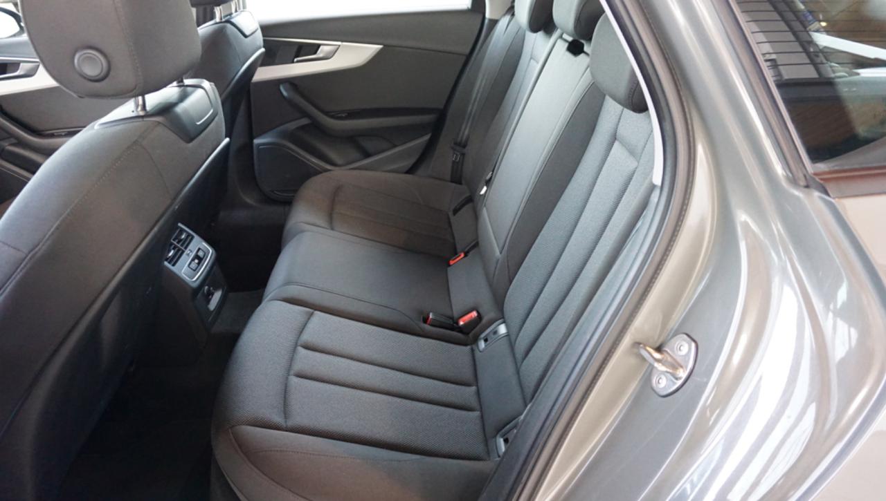 AUDI A4 allroad 40 TDI 204 CV S tronic Business Evolution - 28