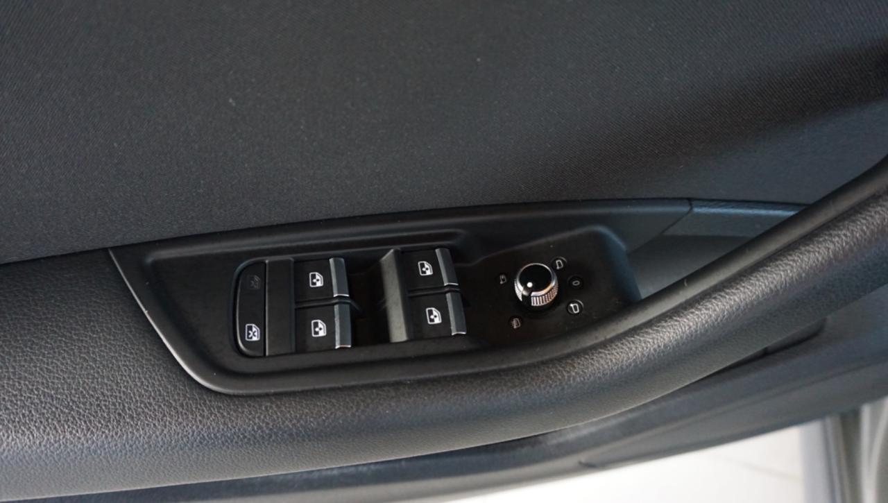 AUDI A4 allroad 40 TDI 204 CV S tronic Business Evolution - 15