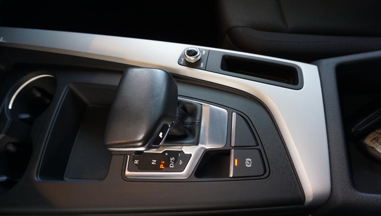 AUDI A4 allroad 40 TDI 204 CV S tronic Business Evolution - 27