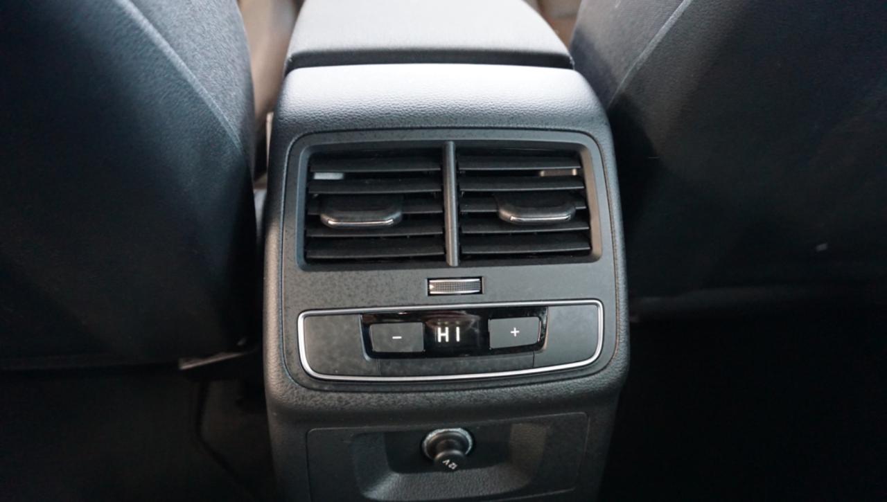 AUDI A4 allroad 40 TDI 204 CV S tronic Business Evolution - 29