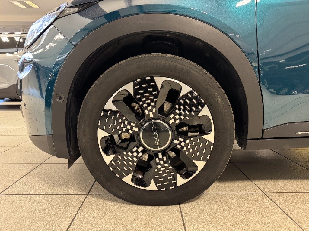 FIAT 600 Hybrid 110 CV DCT MHEV La Prima - 4