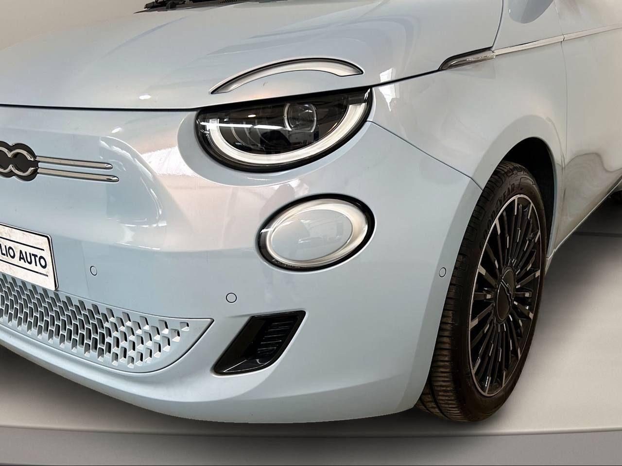 FIAT 500e Berlina 42 kWh La Prima 320 Km autonomia - 33