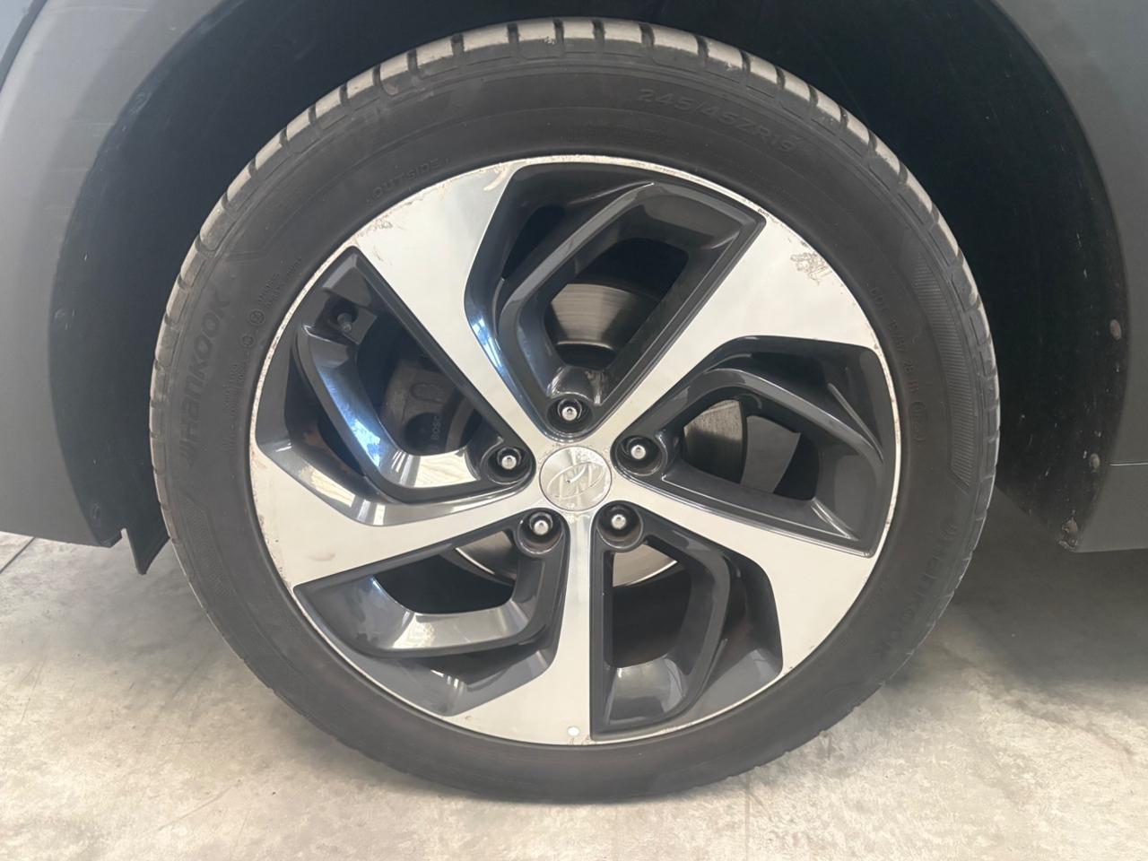 HYUNDAI Tucson 1.7 CRDi XPossible - 14