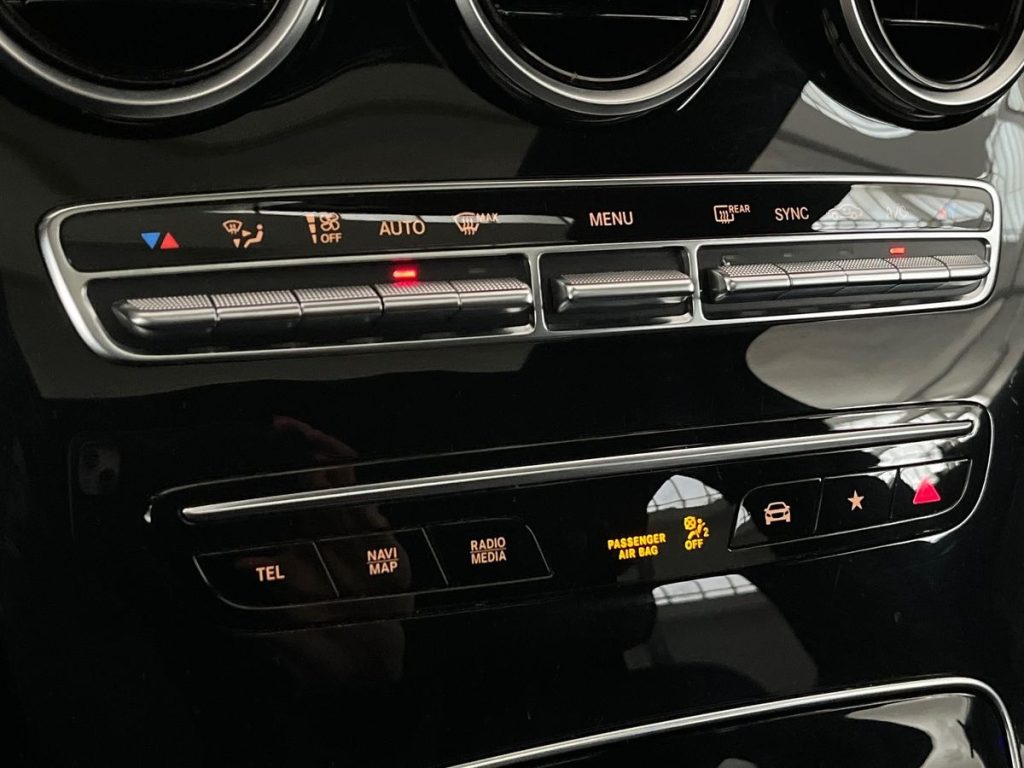 MERCEDES-BENZ GLC 220 d 4Matic Coupé Premium - 14