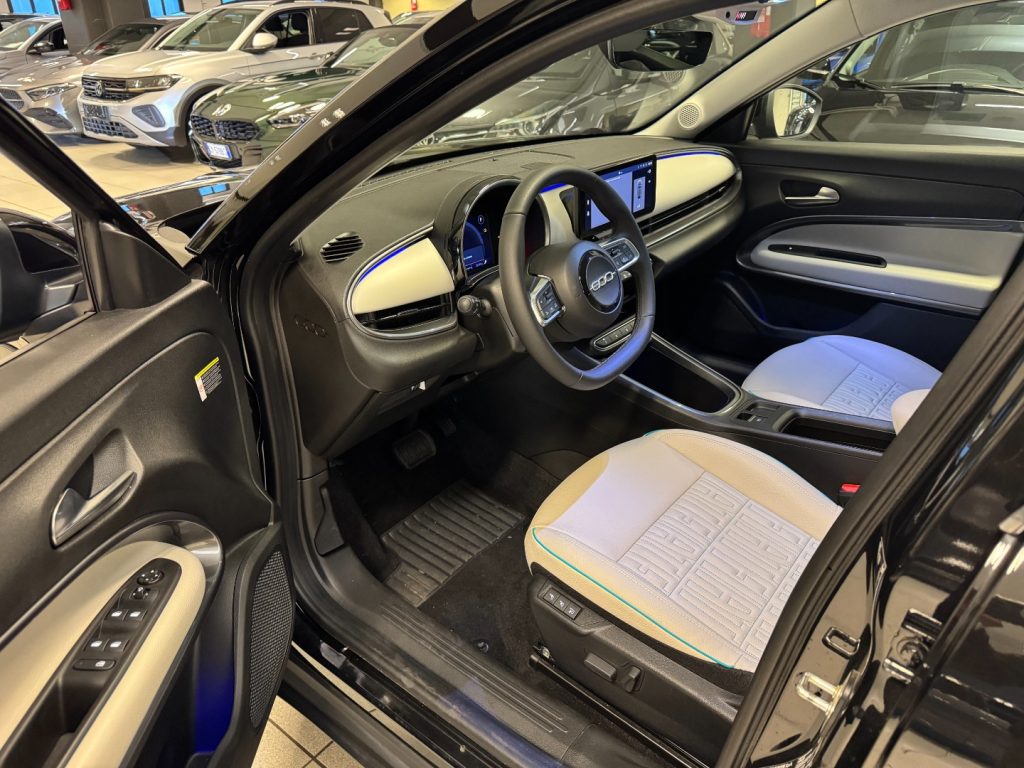 FIAT 600 Hybrid 110 CV DCT MHEV La Prima - 8