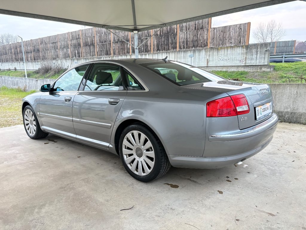 AUDI A8 3.0 V6 TDI TRAZIONE INTEGRALE POCHI CHILOMETRI - 4