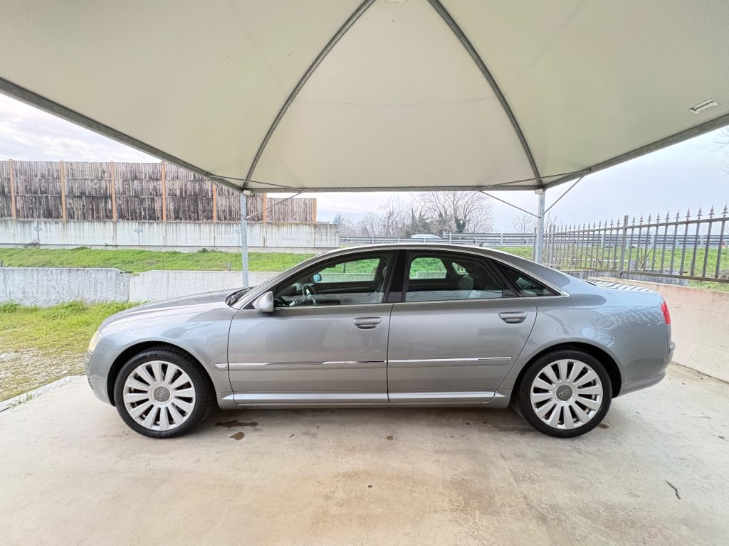 AUDI A8 3.0 V6 TDI TRAZIONE INTEGRALE POCHI CHILOMETRI - 8