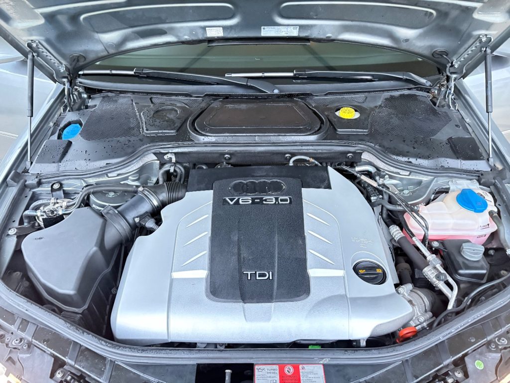 AUDI A8 3.0 V6 TDI TRAZIONE INTEGRALE POCHI CHILOMETRI - 56