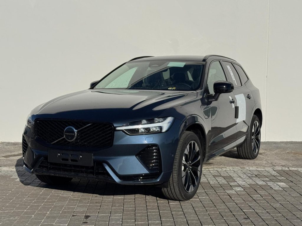 VOLVO XC60 T6 Plug-in hybrid AWD automatico Plus Dark - Foto 1