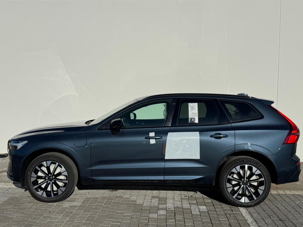 VOLVO XC60 T6 Plug-in hybrid AWD automatico Plus Dark - Foto 4