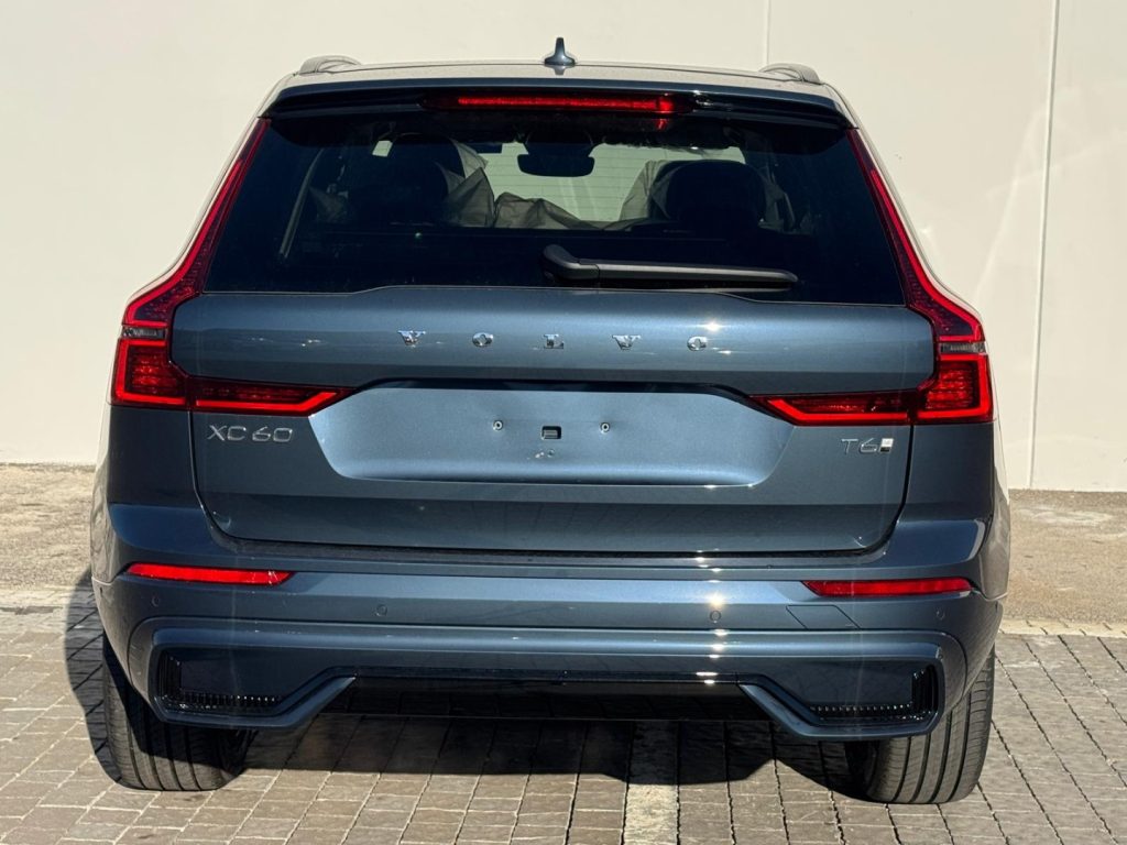 VOLVO XC60 T6 Plug-in hybrid AWD automatico Plus Dark - Foto 6